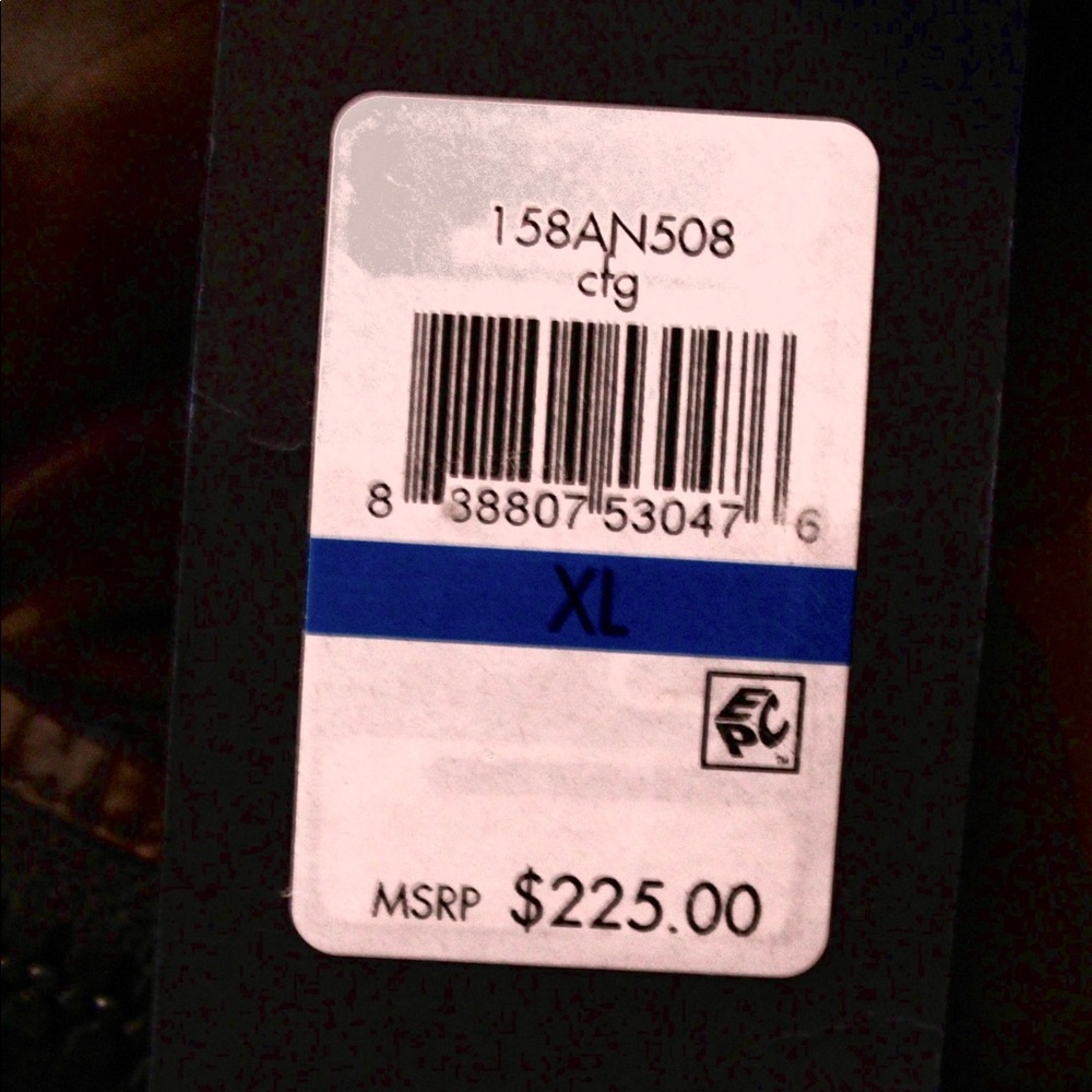 LIMITED TIME 45% OFF Mens Camo Tommy Hilfiger Puffer Coat - Picture 3 of 3